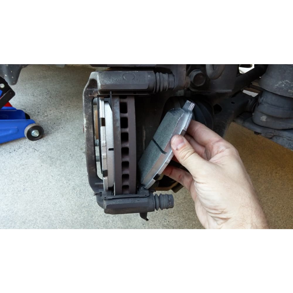 brake pad installation process professional mechanic brake pad installation process professional mechanic
